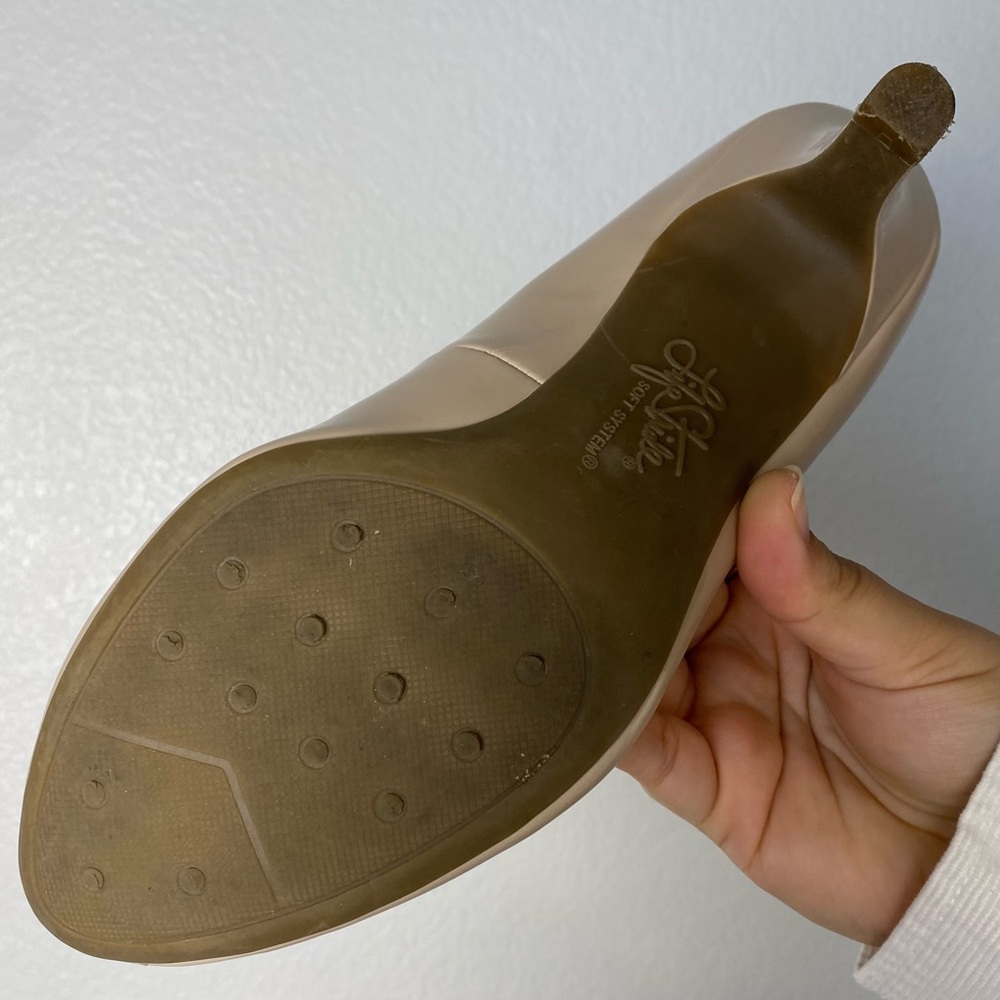 Gently Worn Lifestride Soft System Parigi Pump in Taupe Glory Size 8 - Picture 7 of 13